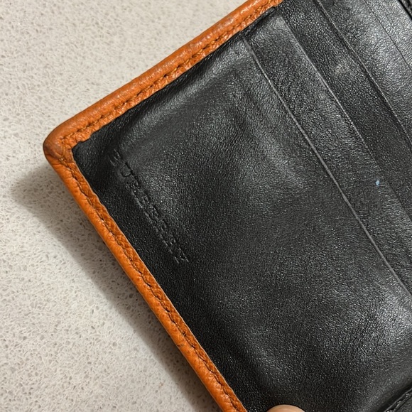 authentic BURBERRY bifold Orange leather embossed wallet - Picture 5 of 7